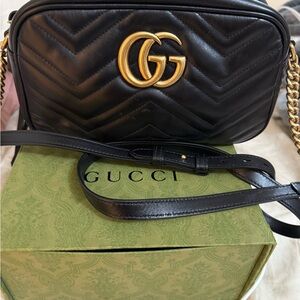 Gucci Black Chevron Marmont Camera Bag with Gold Double G